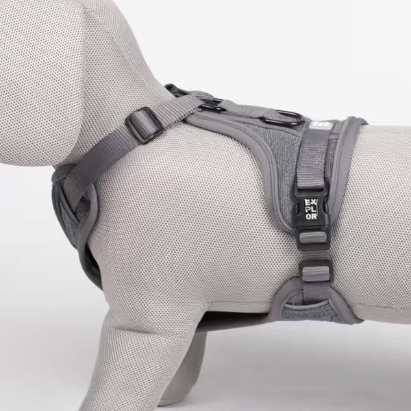 Duvo Plus Peitoral Explor Ultimate Fit Anti-Puxão - Reflective and anti-pull harness for dogs