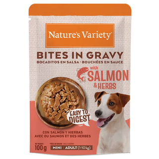 Natures Variety Bites in Gravy Mini Pedaços Cão Adulto Salmão e Ervas - Ração húmida para cão