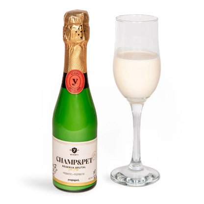 https://cdn.shopify.com/s/files/1/0916/7627/9129/files/yogupet-champanhe-de-kefir-de-cabra-para-cao-e-gato.jpg?v=1774956029